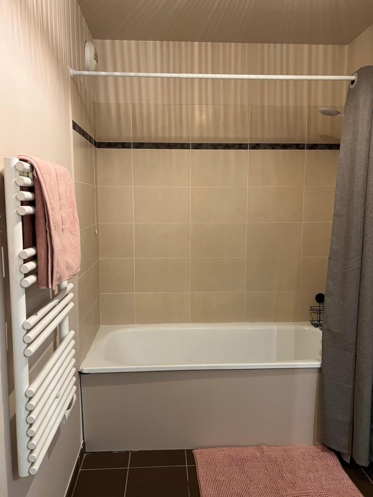 Appartement Disneyland Idealement Situe Σερί Εξωτερικό φωτογραφία